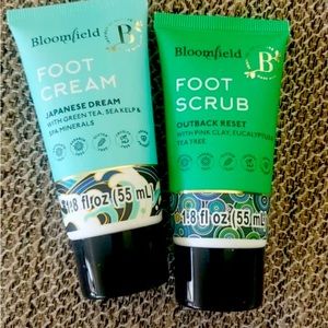 $4☀️ Foot cream and scrub set
